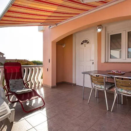 1 Bedroom Cozy In Vir
